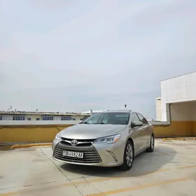 Toyota Camry 2017