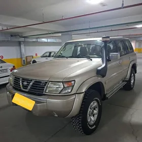 Nissan Patrol 2000