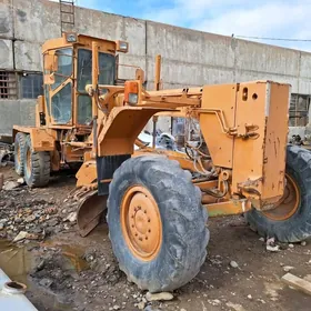 Komatsu HD605-8 2005