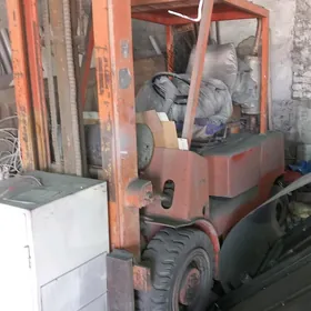 Kara Forklift 1995