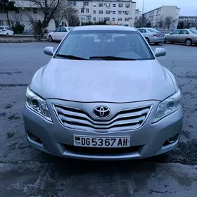 Toyota Camry 2010