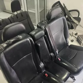 higlander salon 09-13