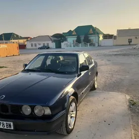 BMW 525 1989
