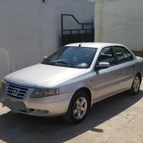 Peugeot 405 2014