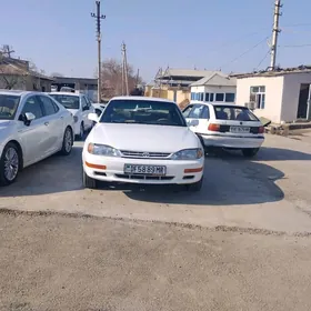 Toyota Camry 1993