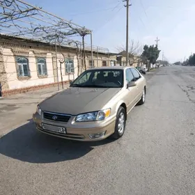 Toyota Camry 2000