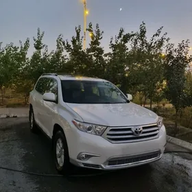 Toyota Highlander 2011