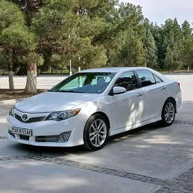 Toyota Camry 2013