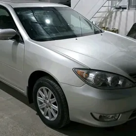Toyota Camry 2005