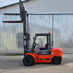 Kara Forklift 2015