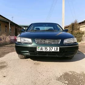 Toyota Camry 1998