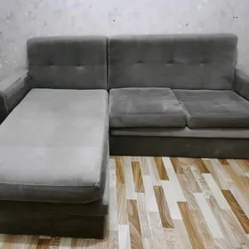 Угловой диван