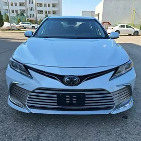 Toyota Camry 2022