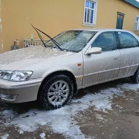 Toyota Camry 2000