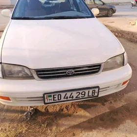 Toyota Corona 1996