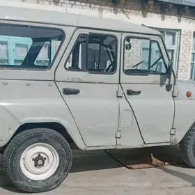 UAZ 469 1999