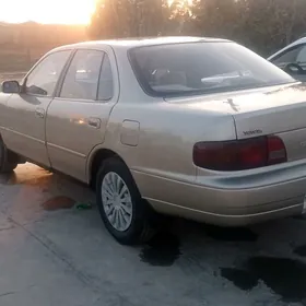 Toyota Camry 1996
