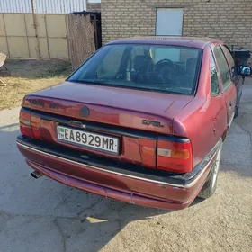 Opel Vectra 1992