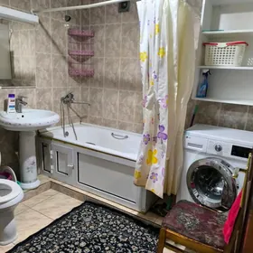 Mary saher 3 nji mikroyon