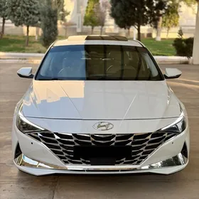 Hyundai Elantra 2023
