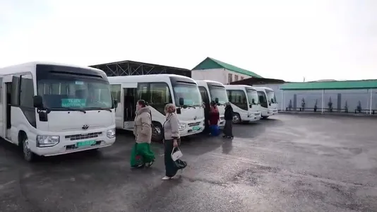 В Теджене после модернизации открылась городская автостанция