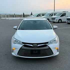 Toyota Camry 2017