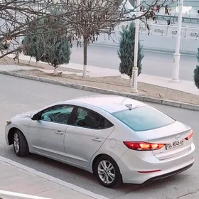 Hyundai Elantra 2018