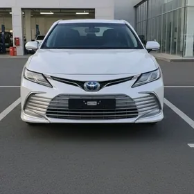 Toyota Camry 2022