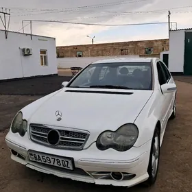 Mercedes-Benz C320 2002