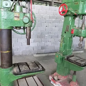 TOKARNY FREZYRNY SWIRLICHNY