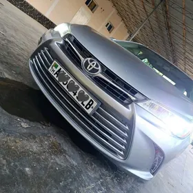 Toyota Camry 2016