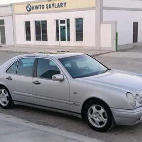 Mercedes-Benz E320 1997
