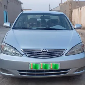 Toyota Camry 2003