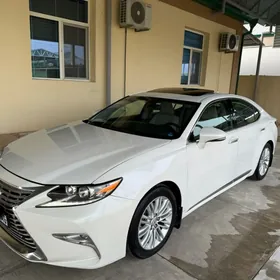 Lexus ES 350 2016