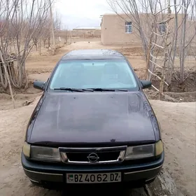 Opel Vectra 1992