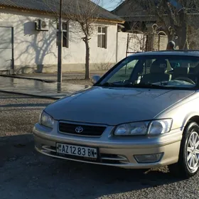 Toyota Camry 1998