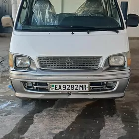 Toyota Hiace 2002