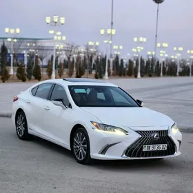 Lexus ES 350 2021