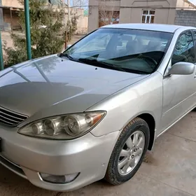 Toyota Camry 2005