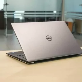 Dell i7 8/256 GB