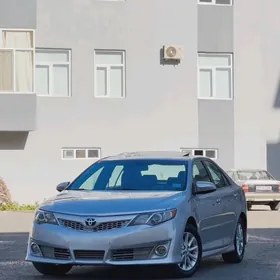 Toyota Camry 2012