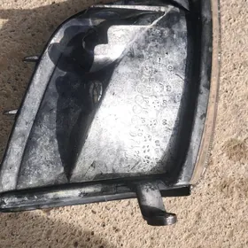 плафон 4RUNNER (правый)