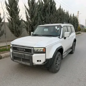 Toyota Land Cruiser Prado 2025