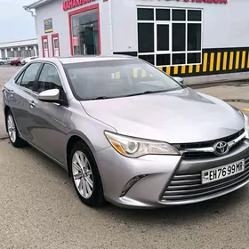 Toyota Camry 2015