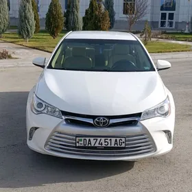 Toyota Camry 2016