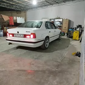 BMW 525 1990