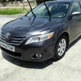 Toyota Camry 2011