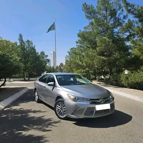 Toyota Camry 2016