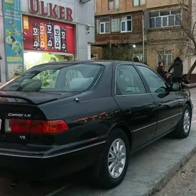 Toyota Camry 2001
