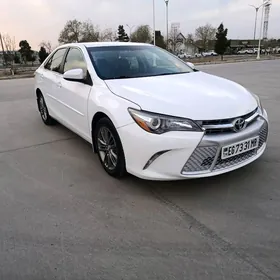 Toyota Camry 2016